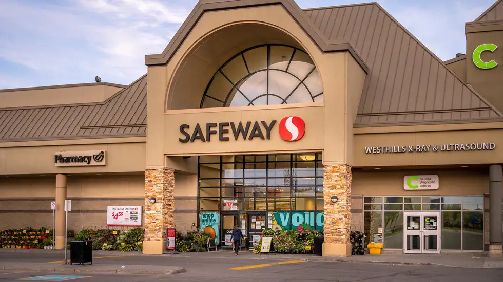 Safeway store front View